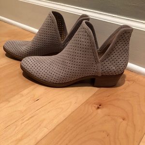 Brand new Lucky booties